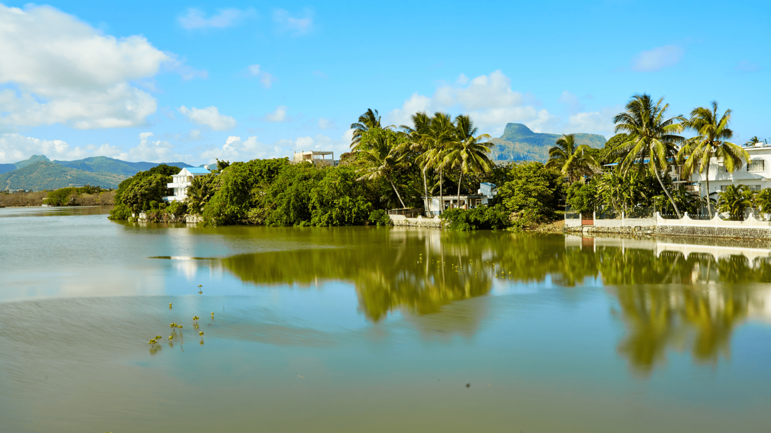 Découvrir Mahébourg MOZIL IMMO